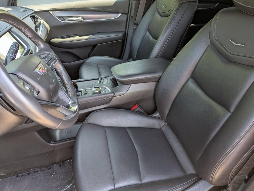 2024 Cadillac XT6 Luxury