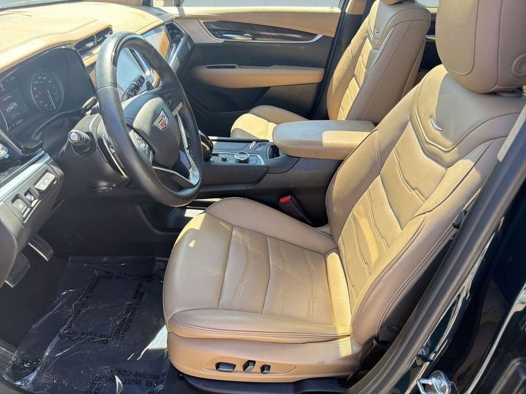 2025 Cadillac XT6 Sport