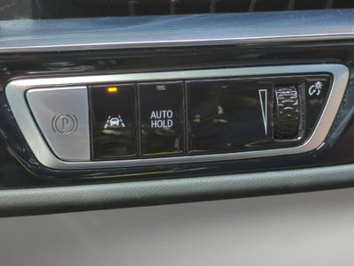 2024 Cadillac LYRIQ Luxury 1