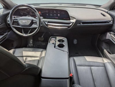 2024 Cadillac LYRIQ Sport 2