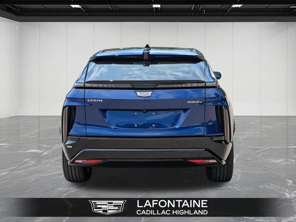 2024 Cadillac LYRIQ Sport 2