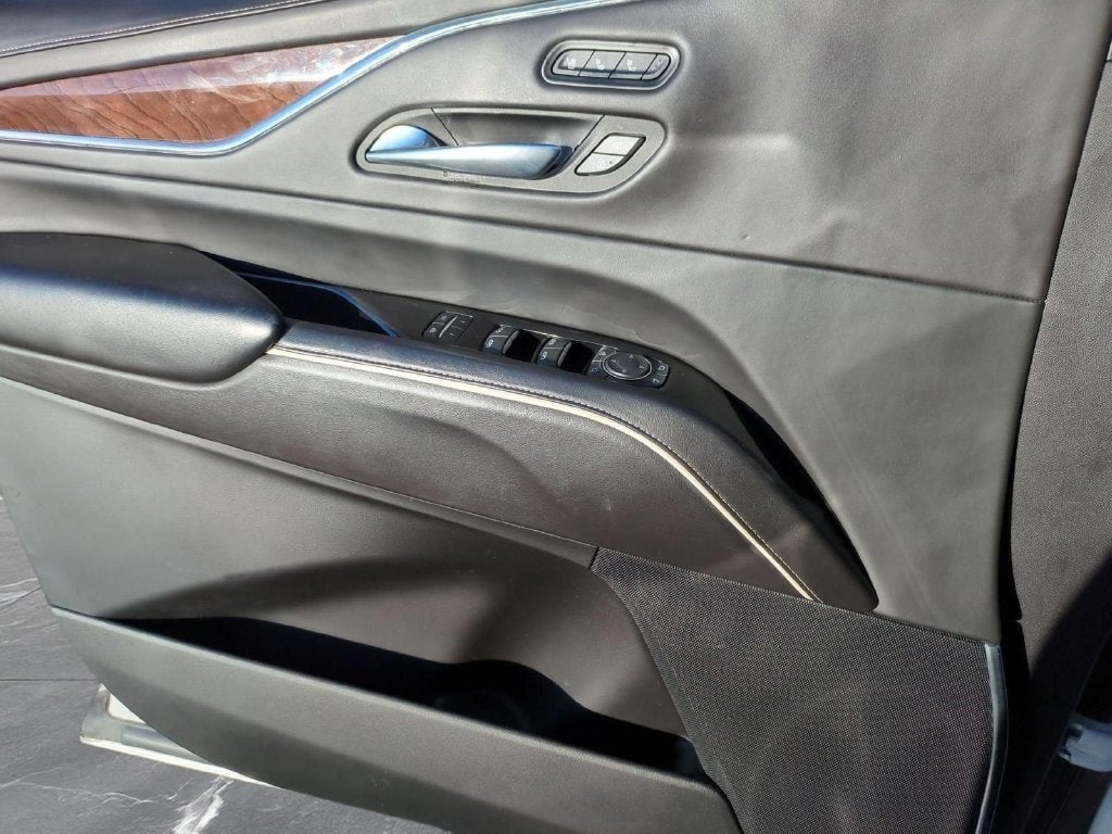 2021 Cadillac Escalade Sport Platinum