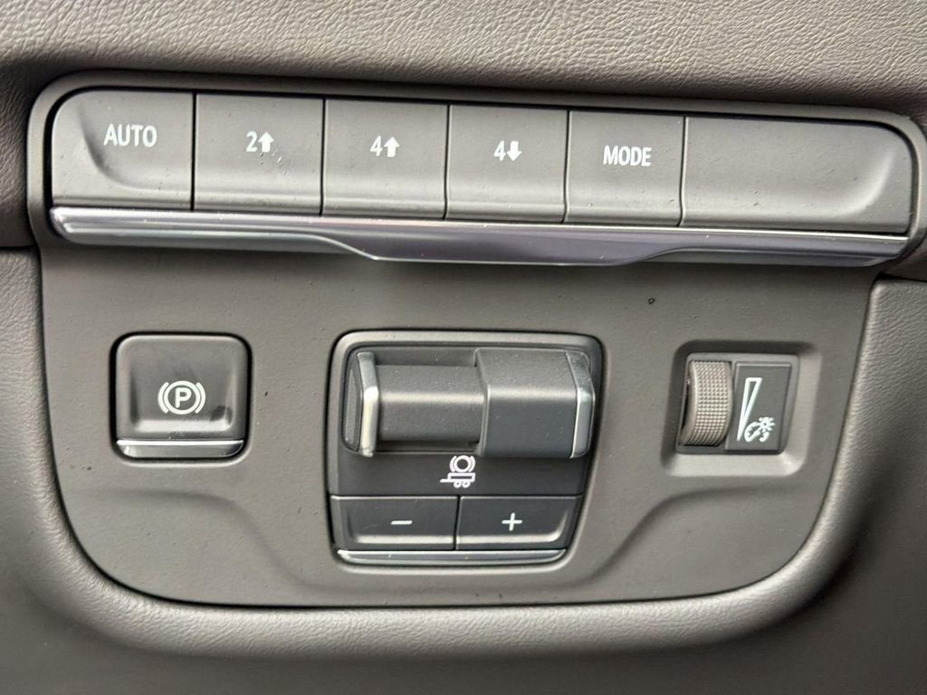 2025 Cadillac Escalade Sport