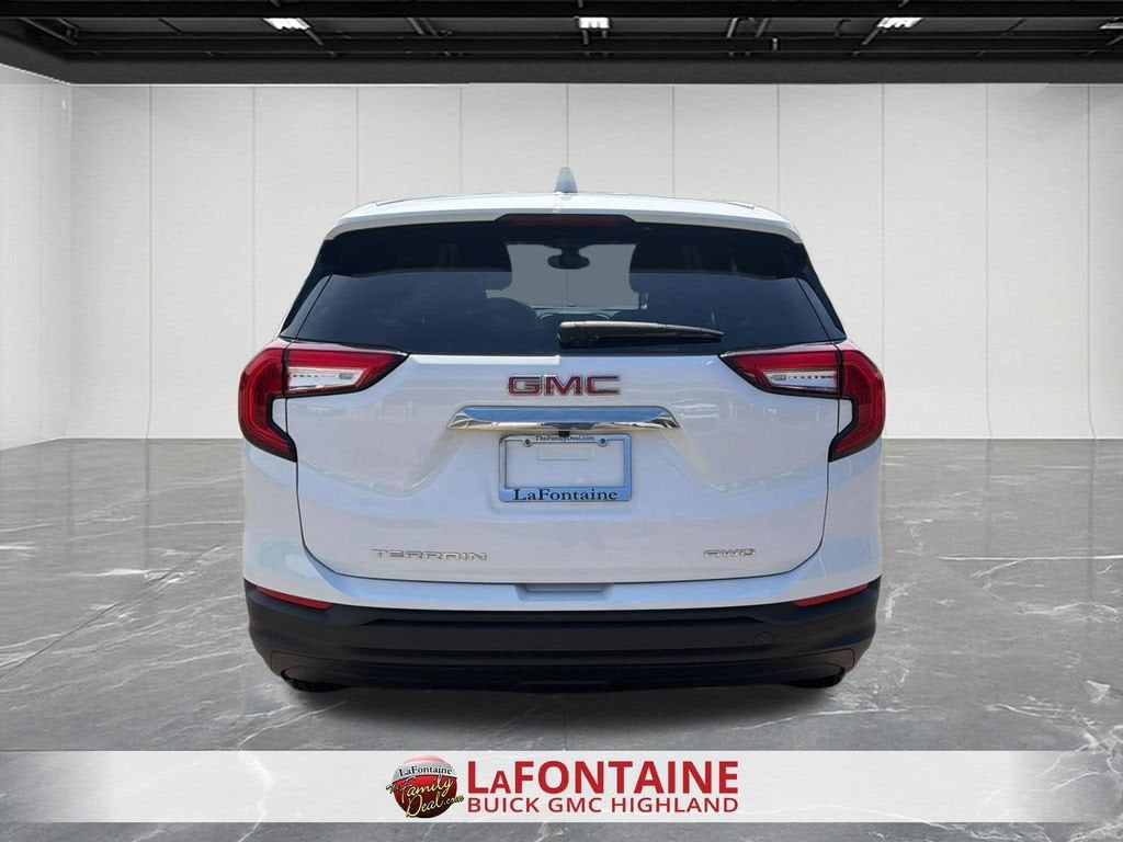2023 GMC Terrain SLE