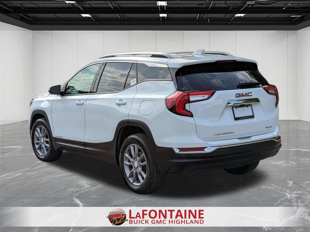 2024 GMC Terrain SLT