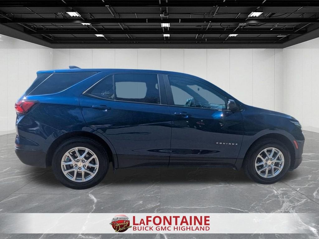 2022 Chevrolet Equinox LS