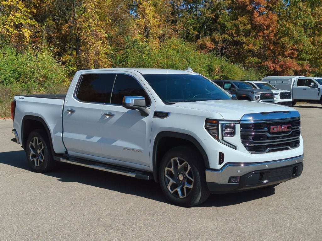 2024 GMC Sierra 1500 SLT