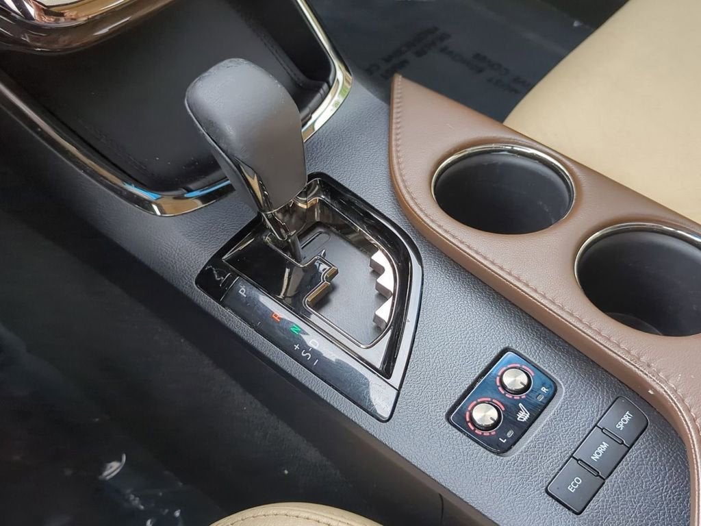 2013 Toyota Avalon XLE