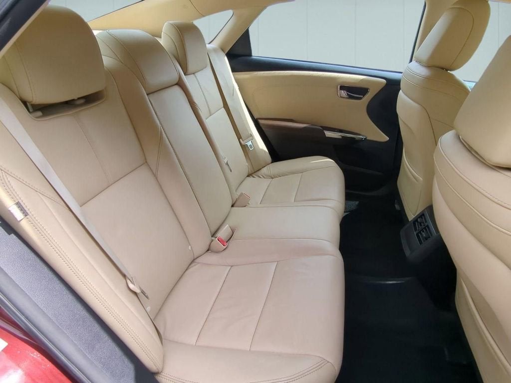 2013 Toyota Avalon XLE