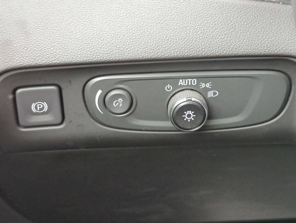 2020 Buick Enclave Essence