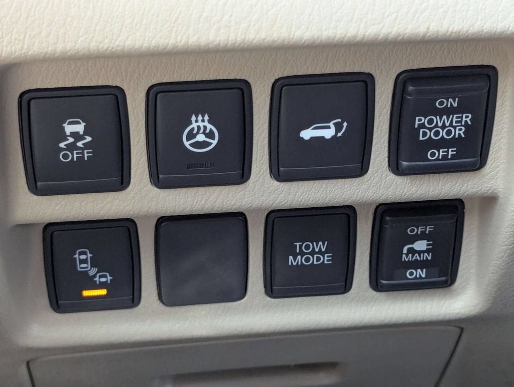 2016 Nissan Pathfinder SL