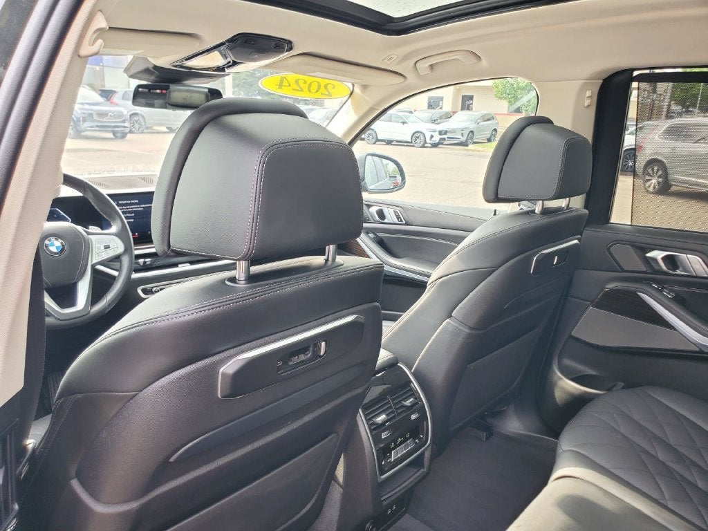 2024 BMW X7 xDrive40i