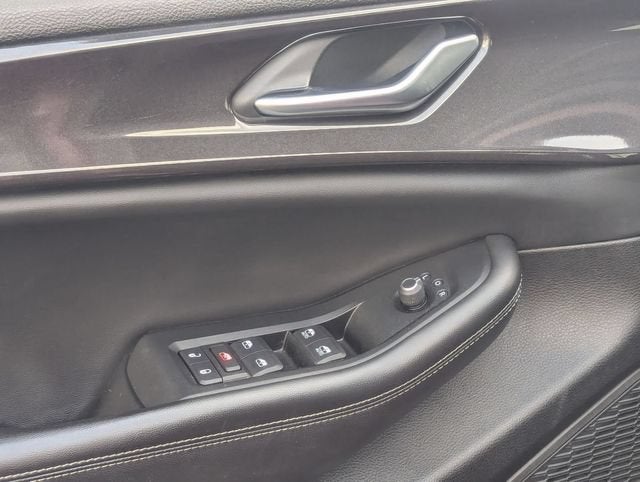 2023 Jeep Grand Cherokee Laredo 4x4
