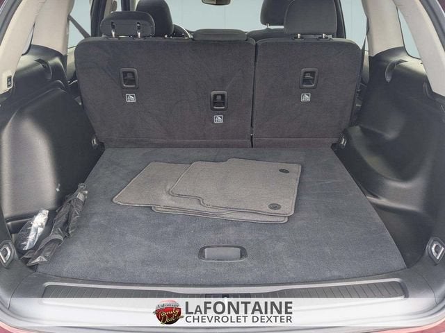 2023 Jeep Grand Cherokee Laredo 4x4
