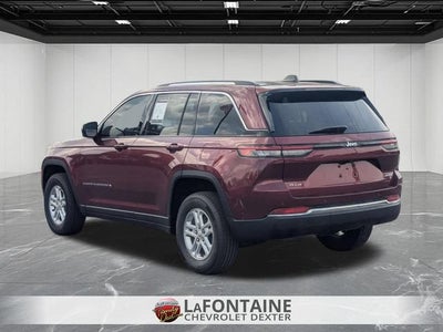 2023 Jeep Grand Cherokee Laredo 4x4