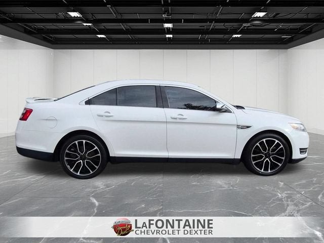 2019 Ford Taurus Limited