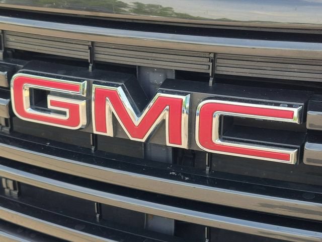 2021 GMC Acadia AT4