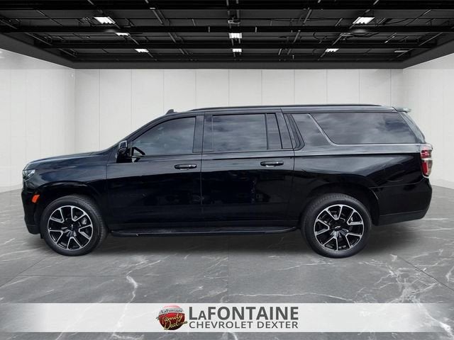 2023 Chevrolet Suburban RST