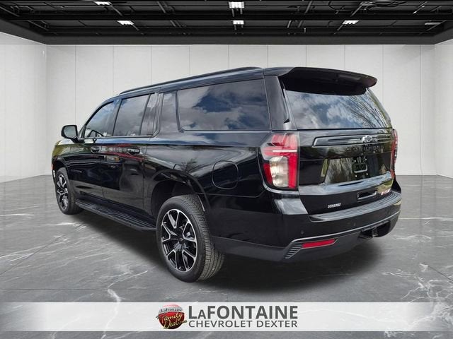 2023 Chevrolet Suburban RST
