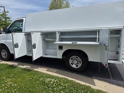 2025 Chevrolet Express Cutaway 3500 Work Van