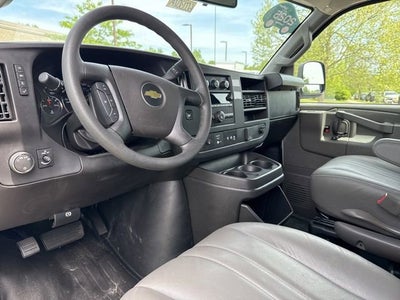 2025 Chevrolet Express Cutaway 3500 Work Van