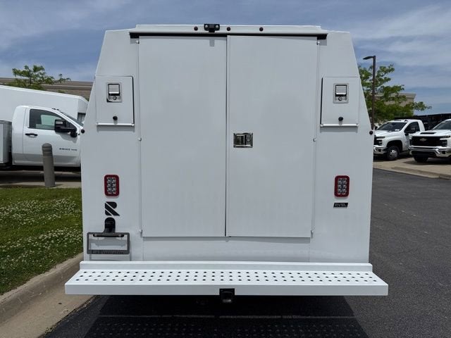 2025 Chevrolet Express Cutaway 3500 Work Van