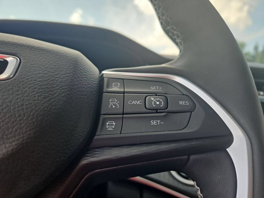 2025 Jeep Grand Cherokee Altitude X 4x4