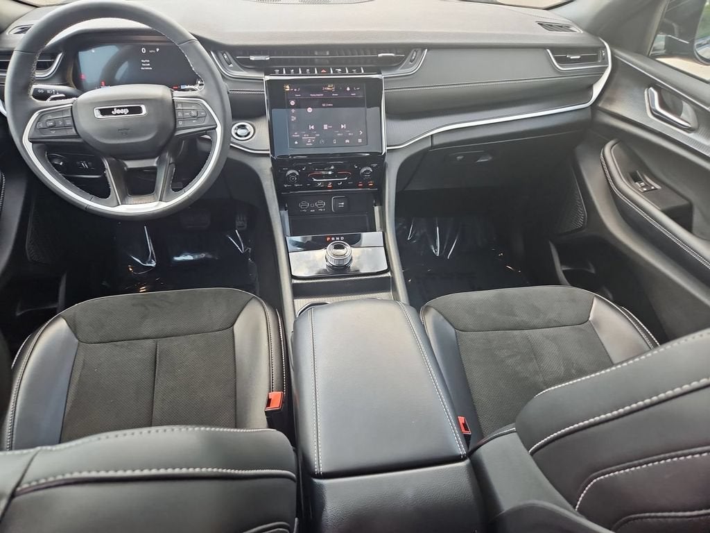 2025 Jeep Grand Cherokee Altitude X 4x4