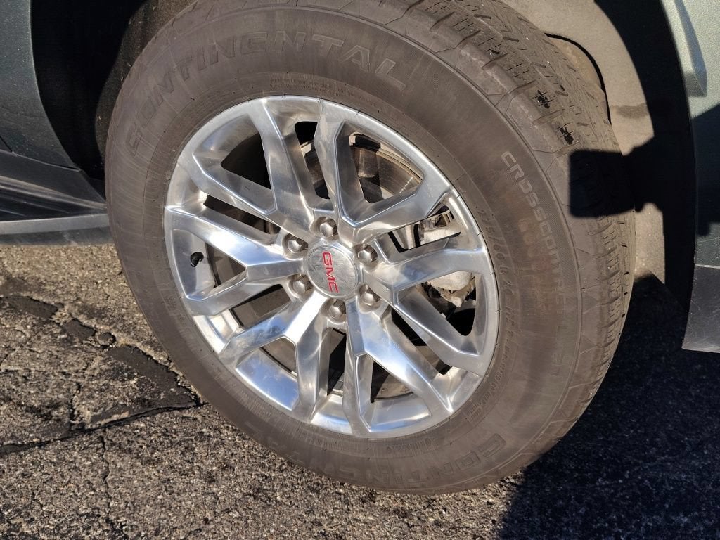 2023 GMC Yukon XL SLT
