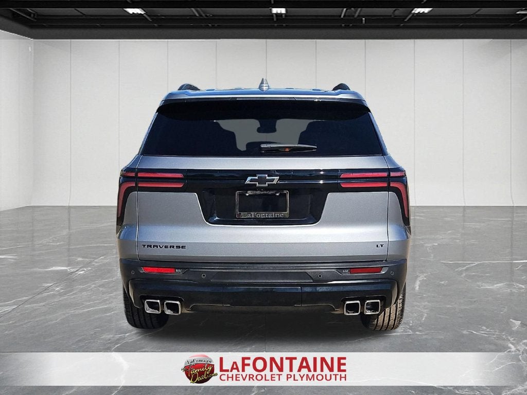 2024 Chevrolet Traverse LT