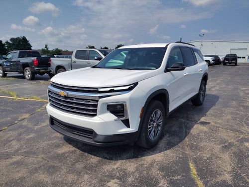 2025 Chevrolet Traverse LT