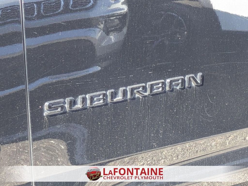 2023 Chevrolet Suburban RST