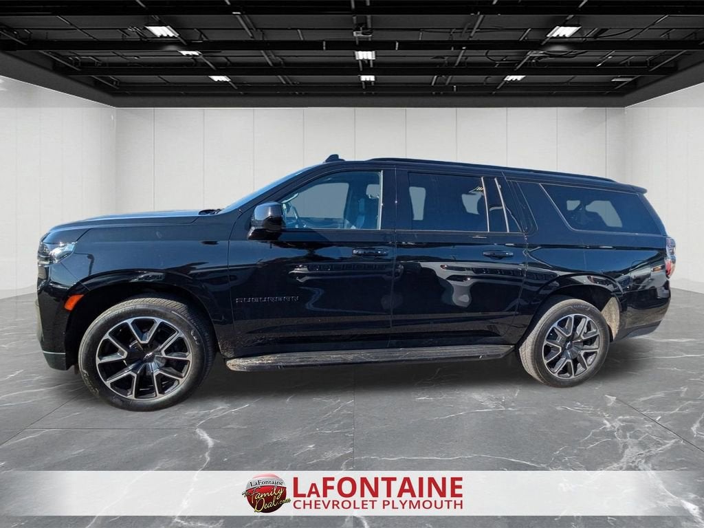 2023 Chevrolet Suburban RST