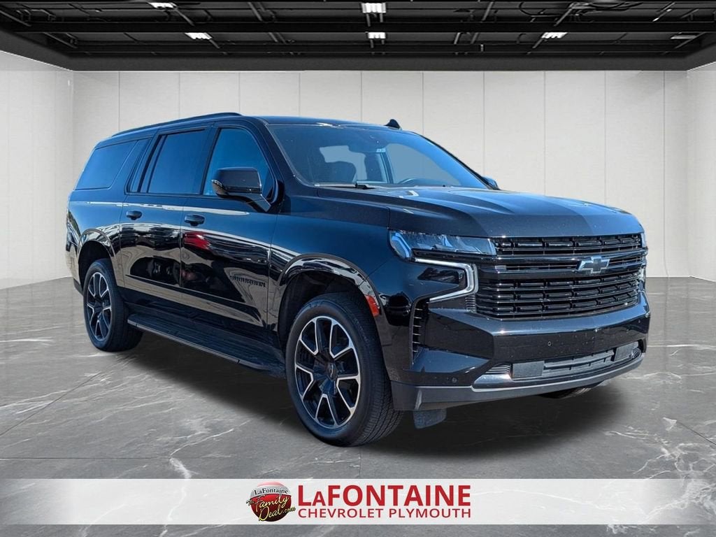 2023 Chevrolet Suburban RST