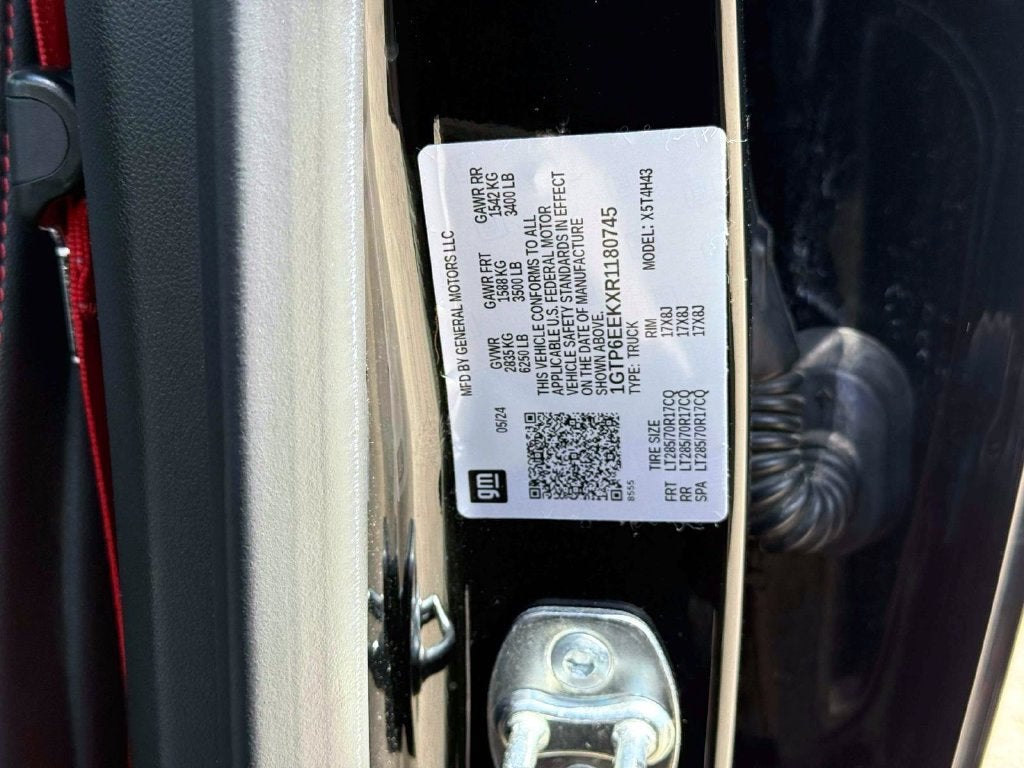 2024 GMC Canyon AT4X