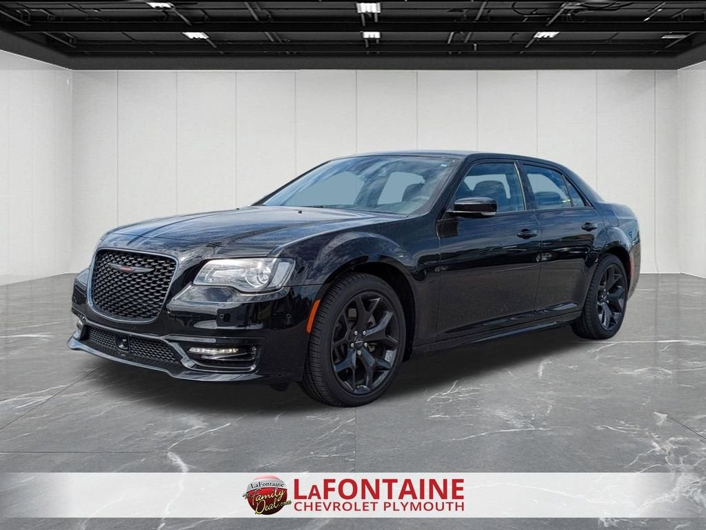 2022 Chrysler 300 S