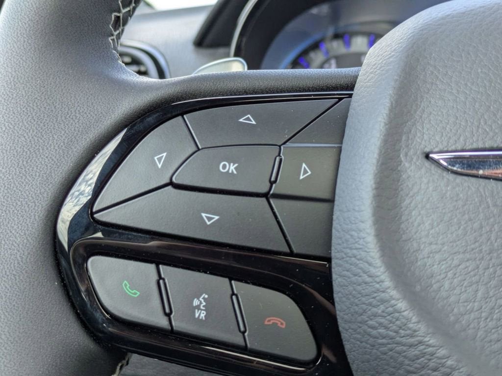 2022 Chrysler 300 S