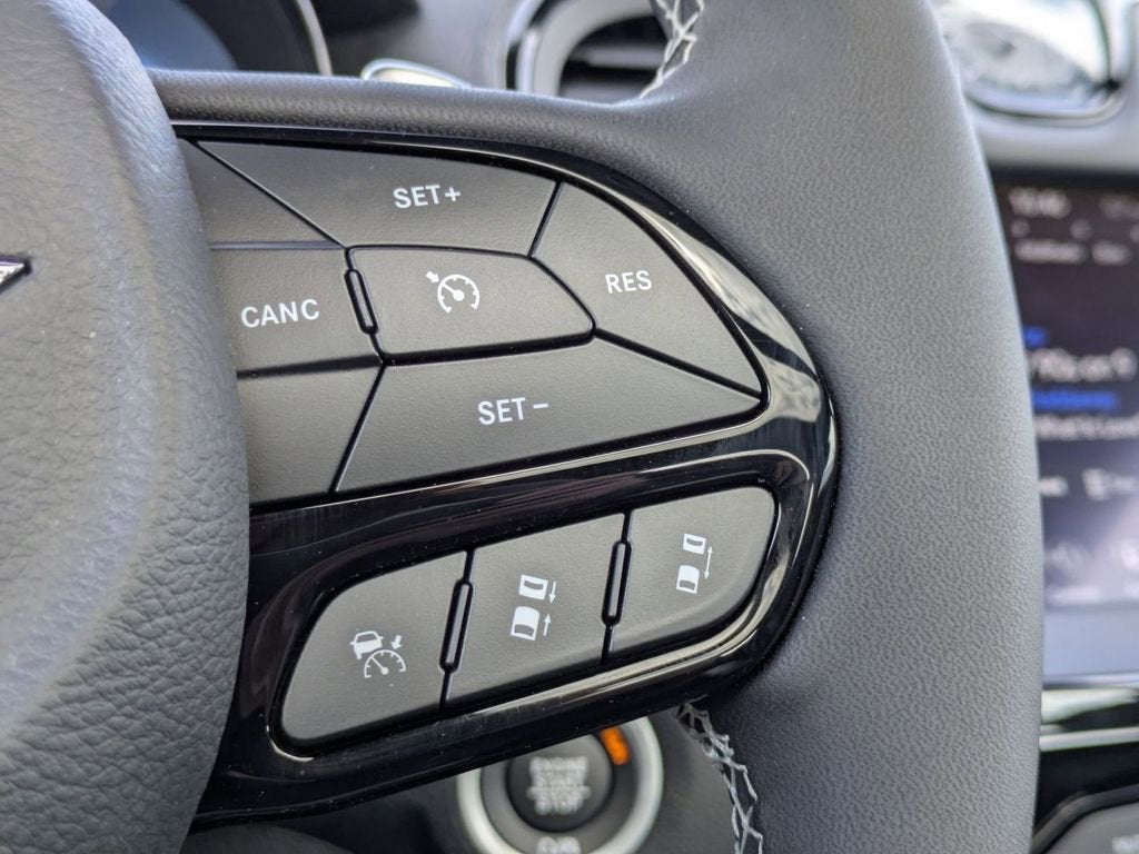 2022 Chrysler 300 S