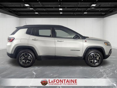 2025 Jeep Compass Trailhawk 4x4