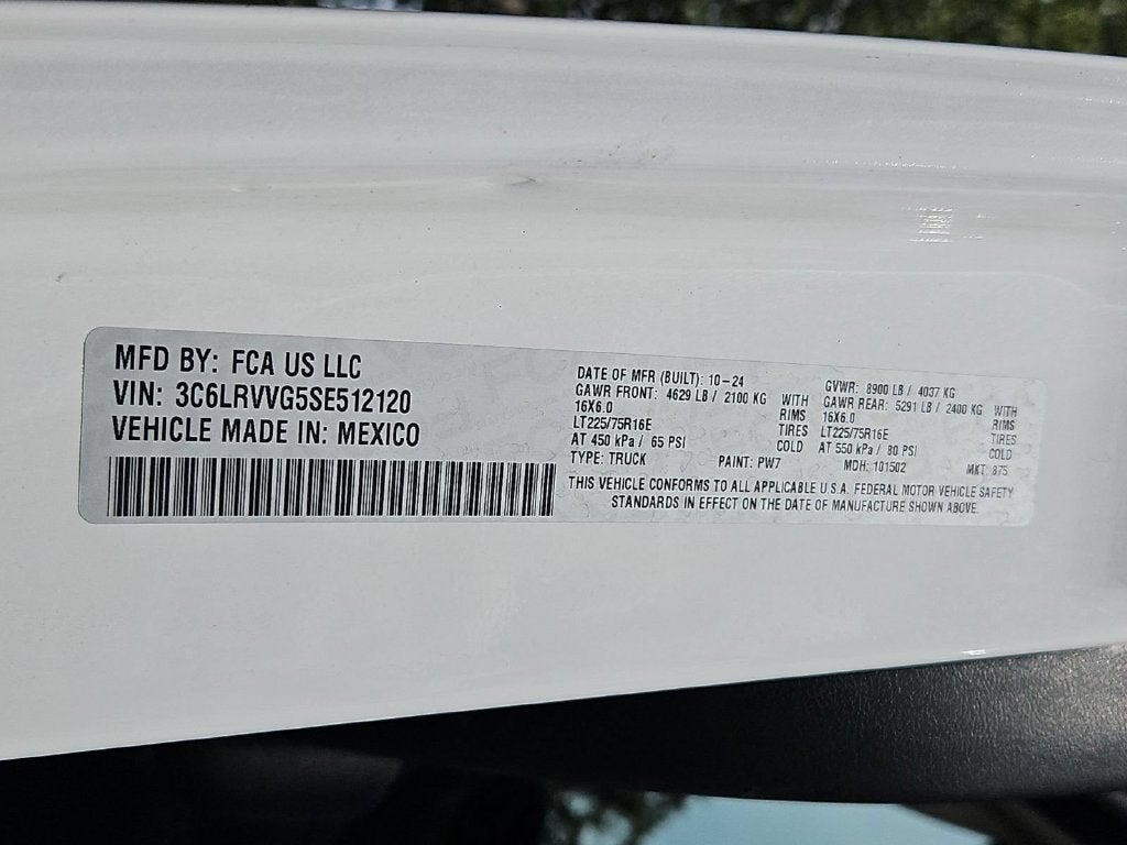 2025 RAM ProMaster Cargo Van Tradesman