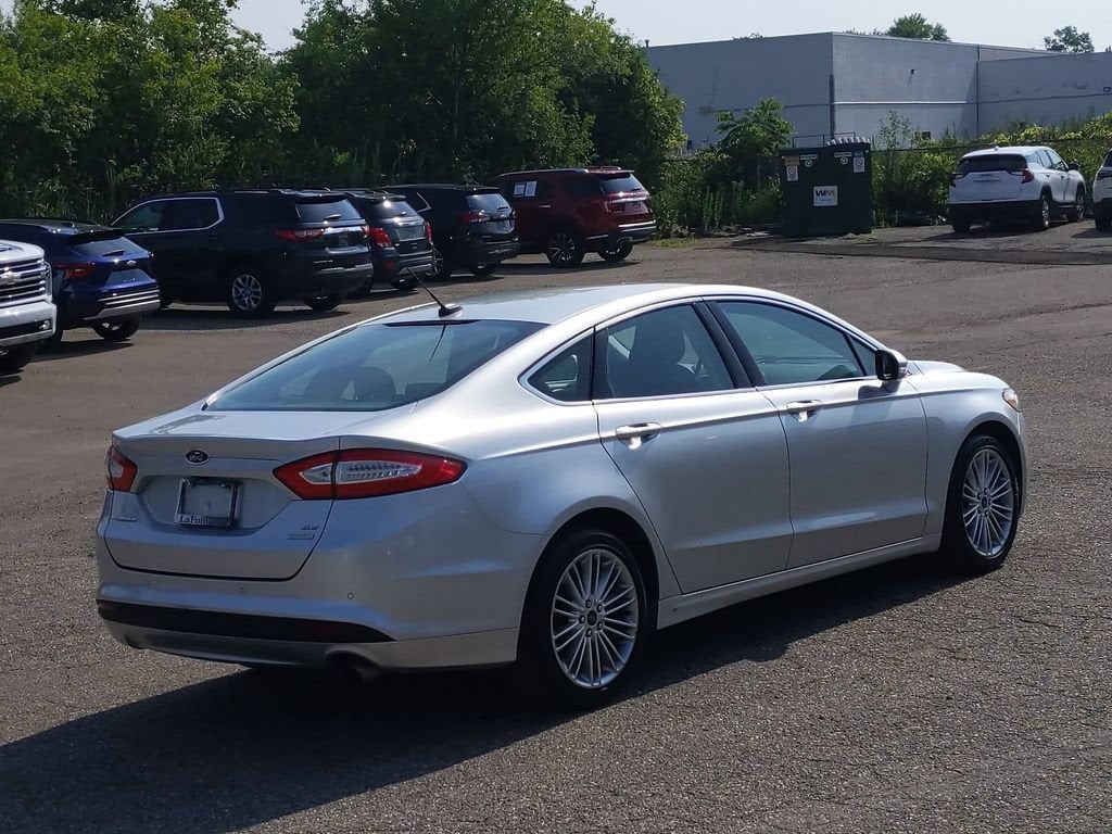 2016 Ford Fusion SE