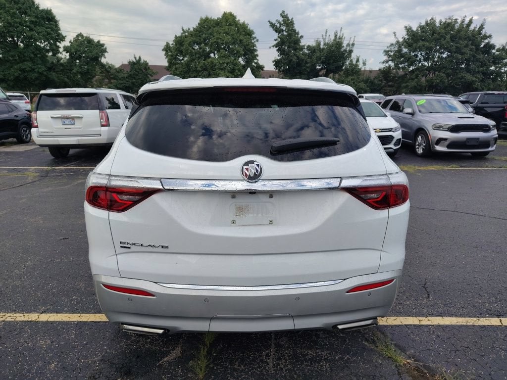 2024 Buick Enclave Essence