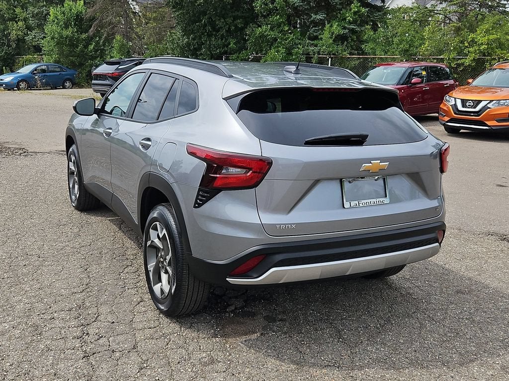 2025 Chevrolet Trax LT