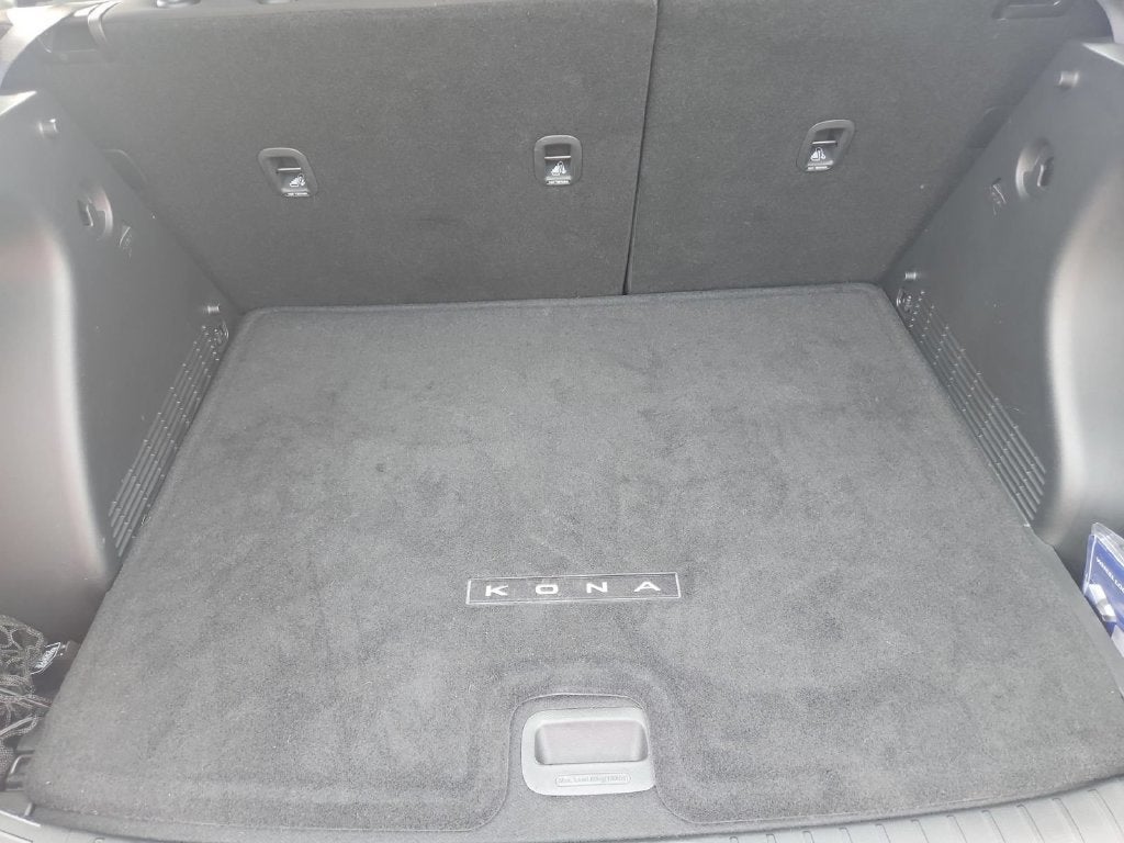 2025 Hyundai Kona SE