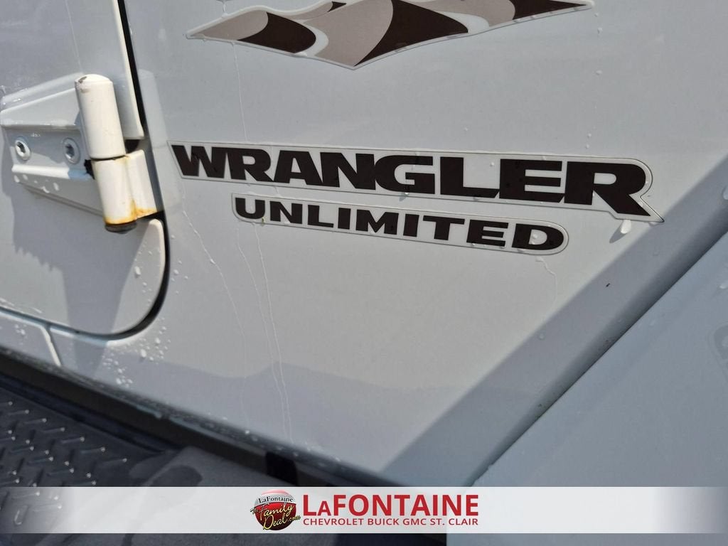 2016 Jeep Wrangler Unlimited Sahara