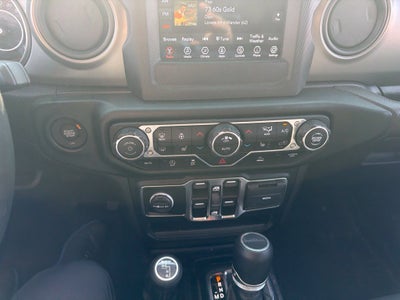 2023 Jeep GLADIATOR Base
