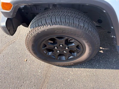 2023 Jeep GLADIATOR Base