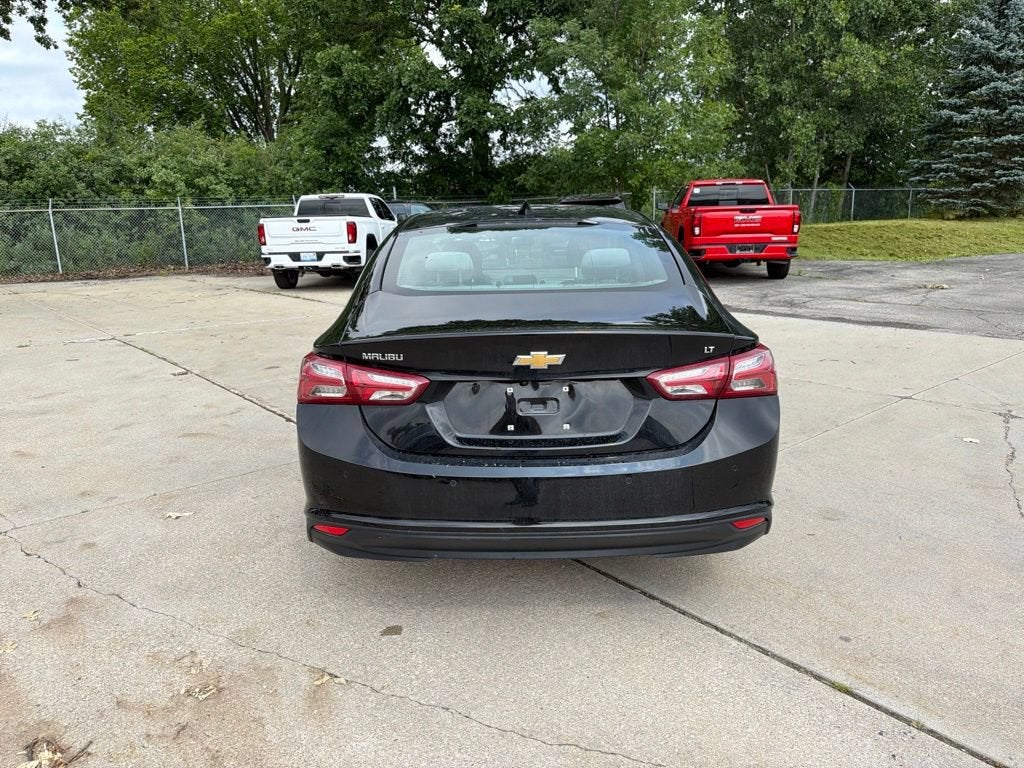 2022 Chevrolet Malibu LT