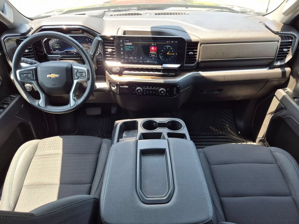 2025 Chevrolet Silverado 1500 LT (2FL)