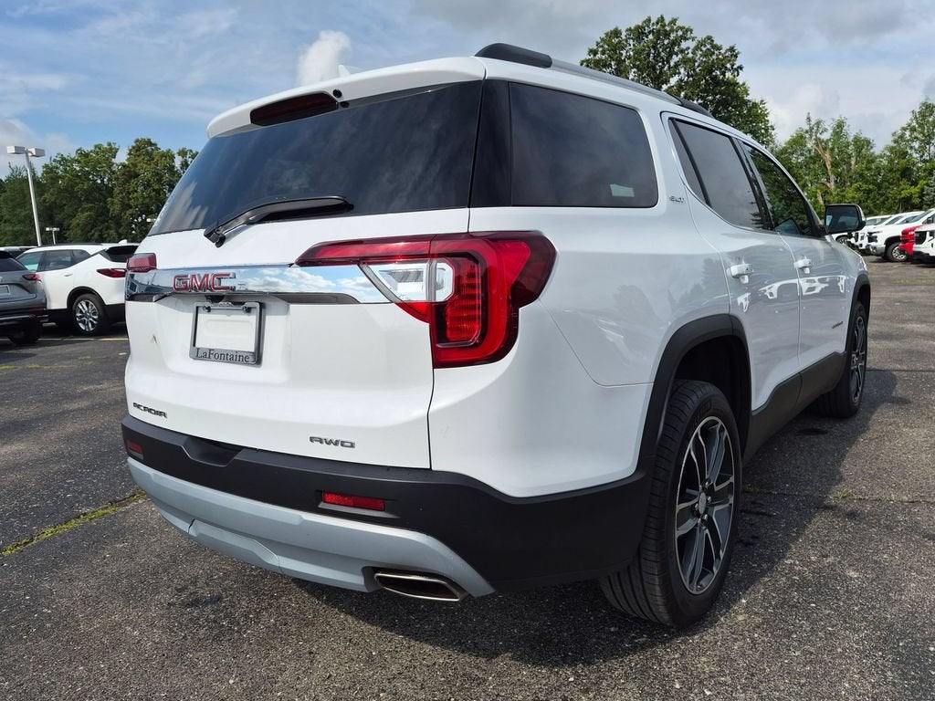 2023 GMC Acadia SLT